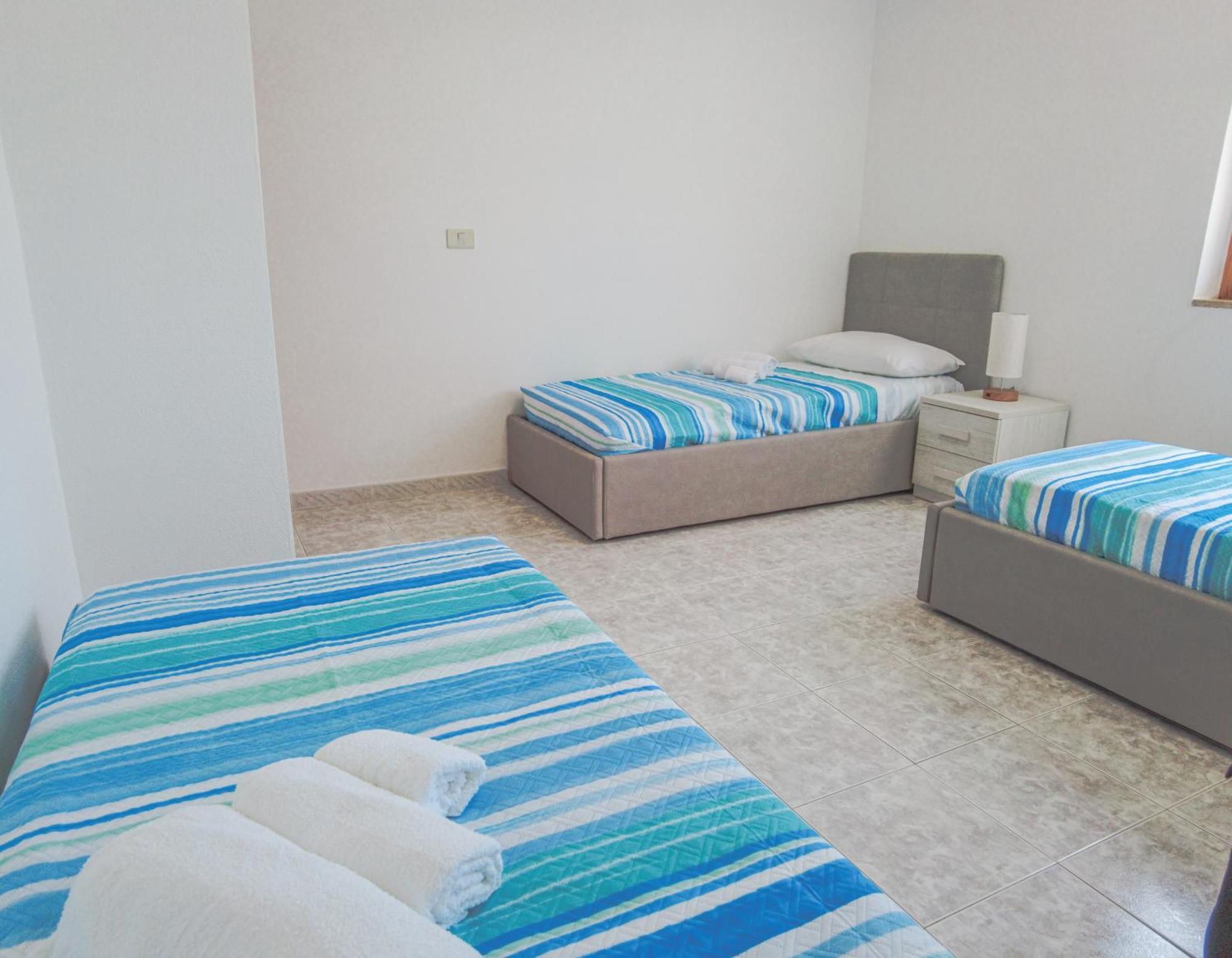 Budget Beds Αλγκέρο Εξωτερικό φωτογραφία