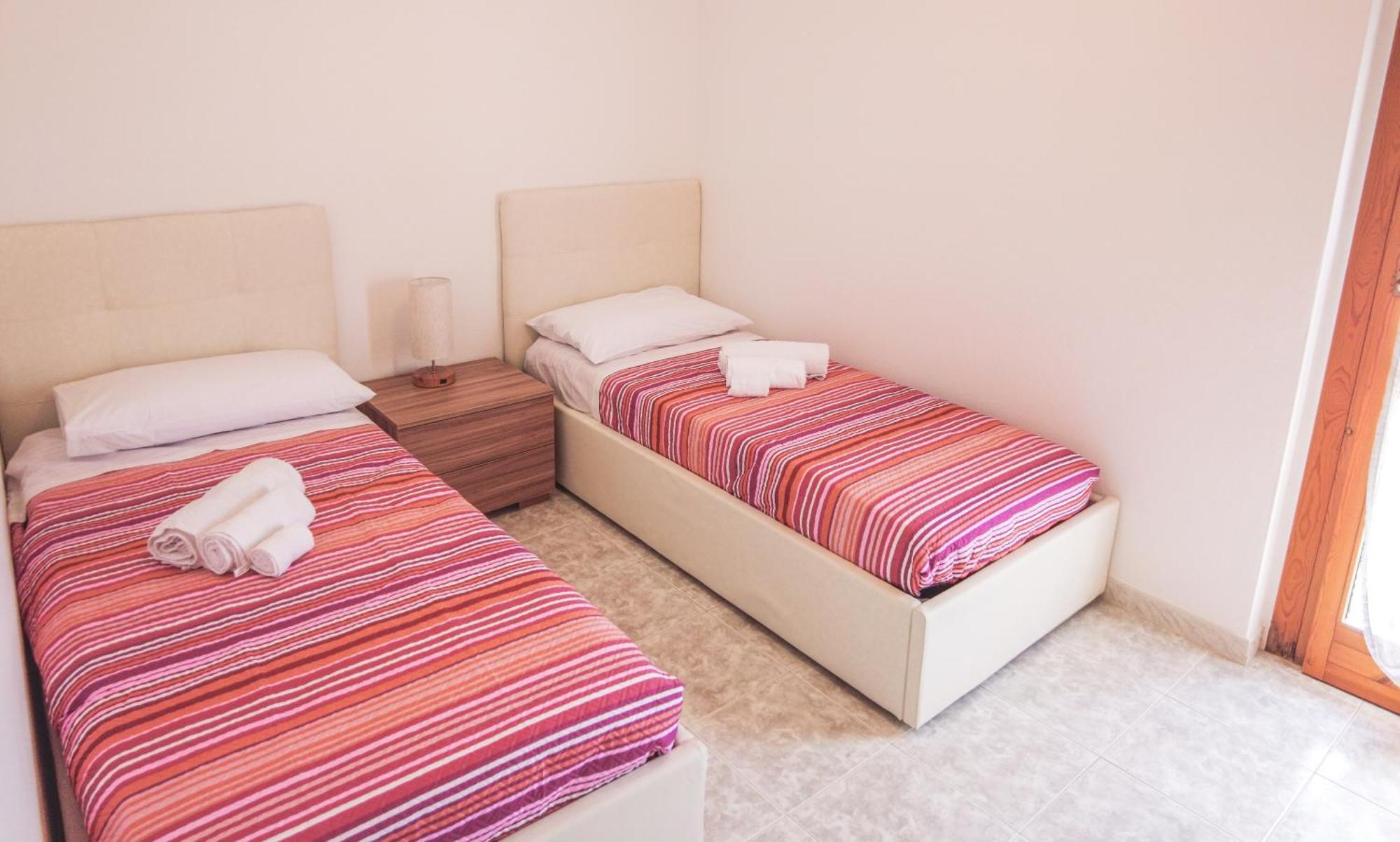 Budget Beds Αλγκέρο Εξωτερικό φωτογραφία